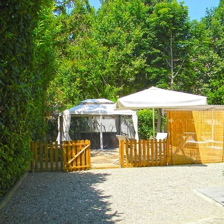 Hotel Villa Serena 卡斯特罗卡罗泰尔梅 外观 照片